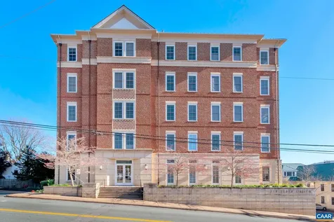 210 10th Street NE Charlottesville VA 22902