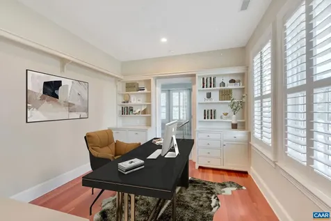 210 10th Street NE Charlottesville VA 22902