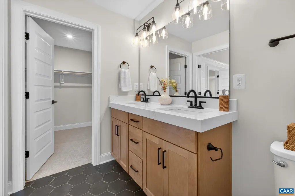 26 Talen Lane Charlottesville VA 22911