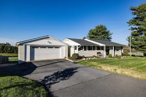 110 Oakwood Drive Bridgewater VA 22812