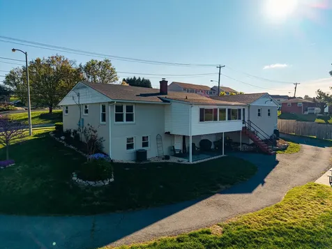 110 Oakwood Drive Bridgewater VA 22812