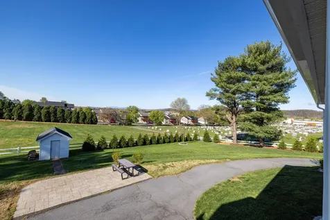 110 Oakwood Drive Bridgewater VA 22812