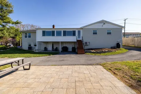 110 Oakwood Drive Bridgewater VA 22812