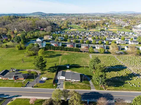 110 Oakwood Drive Bridgewater VA 22812