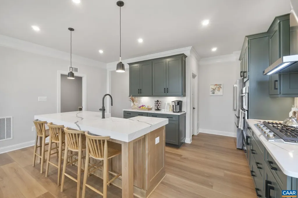 19 Farrow Cove Charlottesville VA 22901