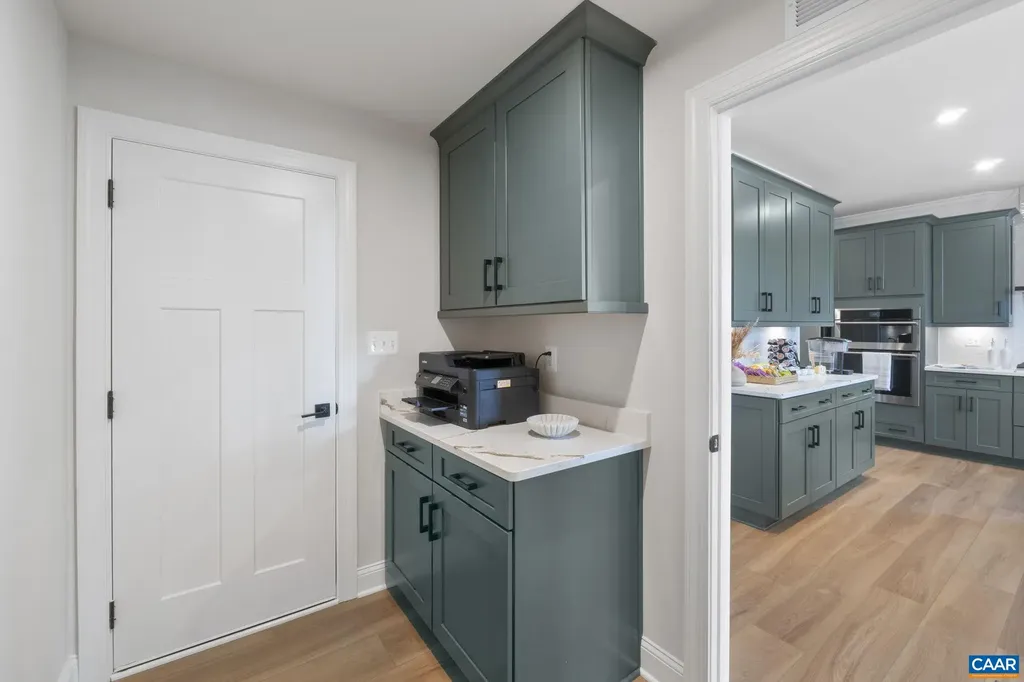 19 Farrow Cove Charlottesville VA 22901