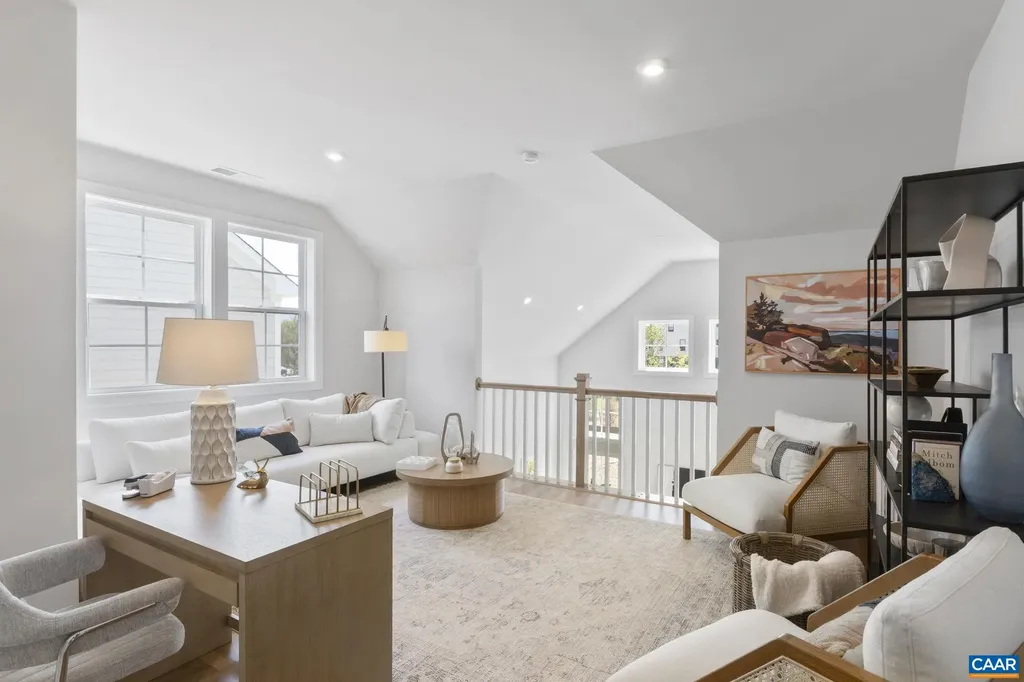 19 Farrow Cove Charlottesville VA 22901