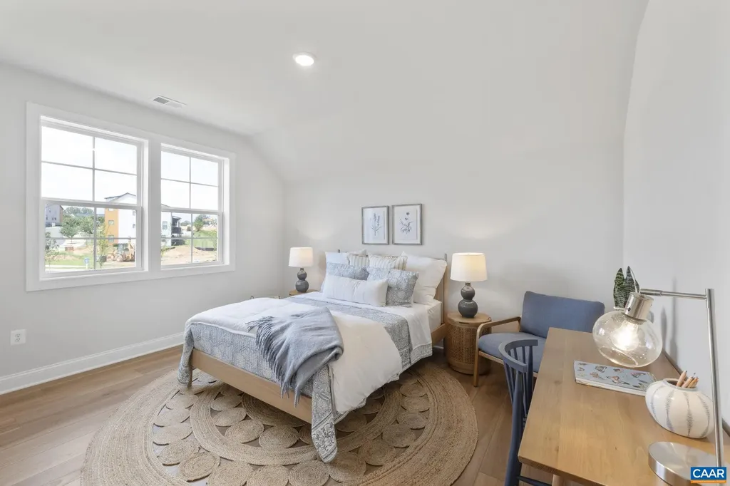 19 Farrow Cove Charlottesville VA 22901