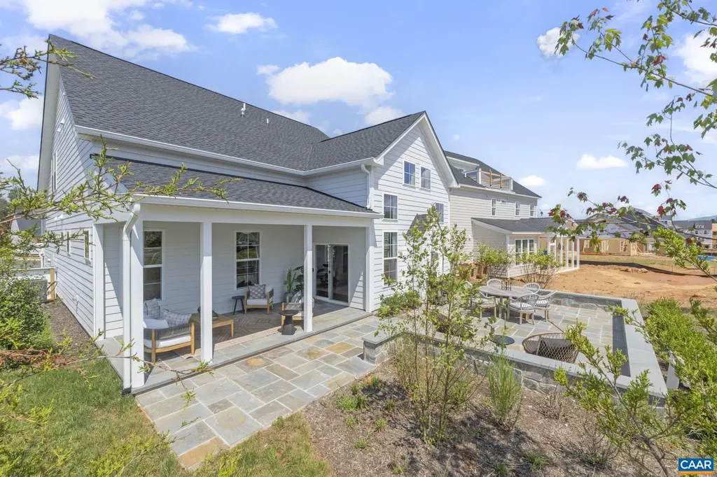 19 Farrow Cove Charlottesville VA 22901