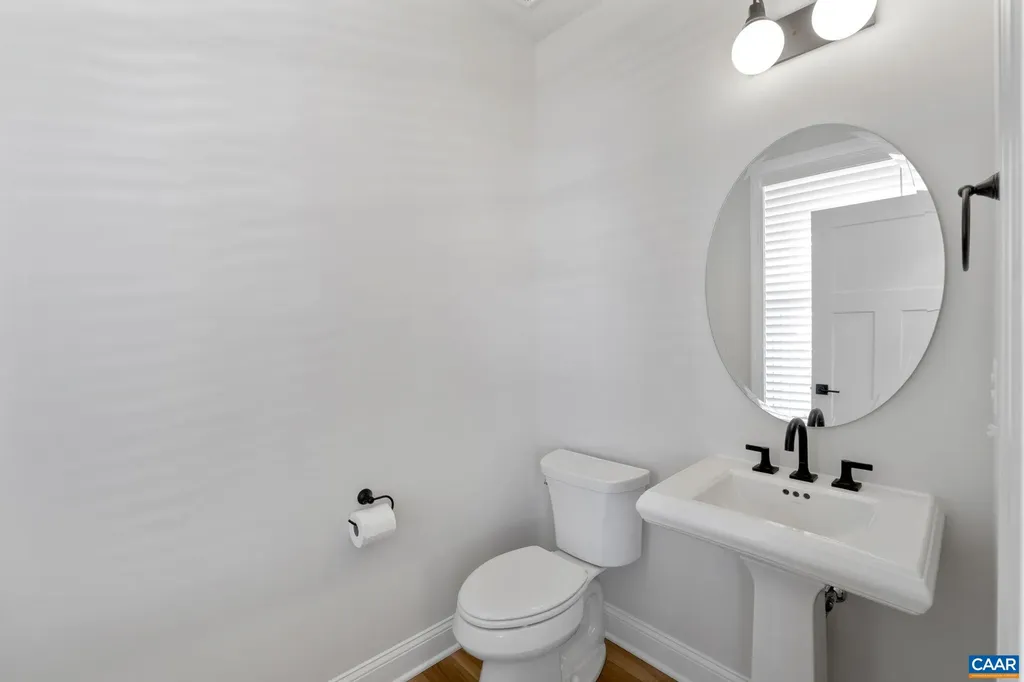 19 Farrow Cove Charlottesville VA 22901