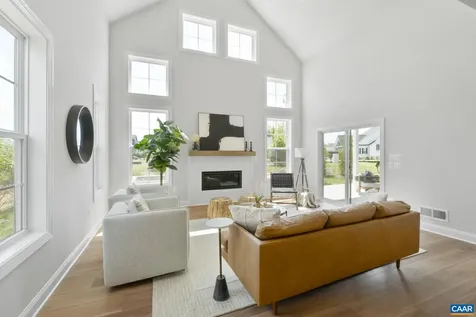19 Farrow Cove Charlottesville VA 22901