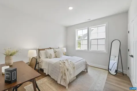 19 Farrow Cove Charlottesville VA 22901