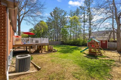 918 Washington Avenue Waynesboro VA 22980