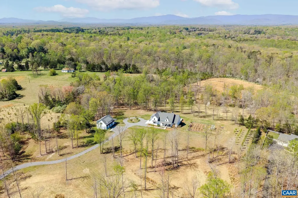 4764 Advance Mills Road Earlysville VA 22936
