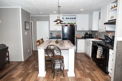 3907 Mule Skinner Lane Elkton VA 22827