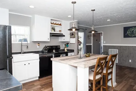 3907 Mule Skinner Lane Elkton VA 22827