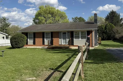 858 Augusta Farms Road Waynesboro VA 22980