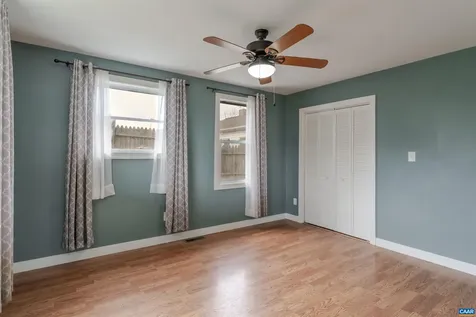 424 Oak Avenue Waynesboro VA 22980