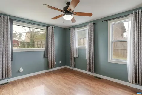 424 Oak Avenue Waynesboro VA 22980
