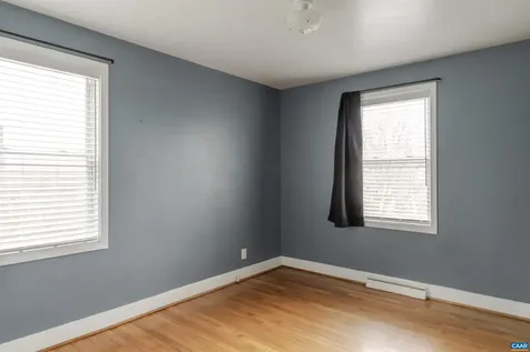 424 Oak Avenue Waynesboro VA 22980