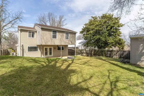 424 Oak Avenue Waynesboro VA 22980