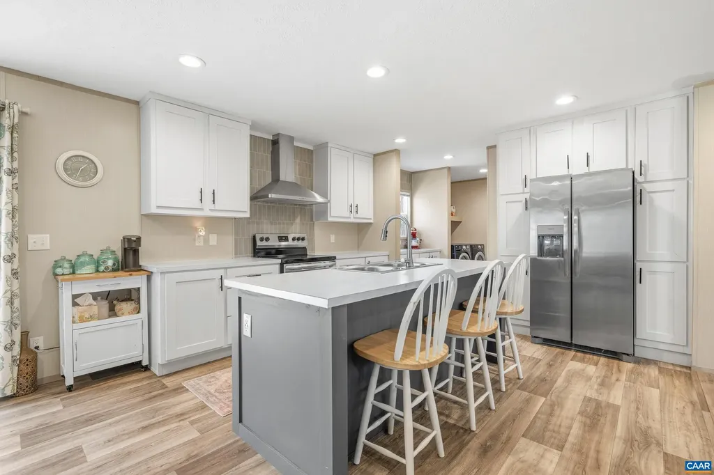 235 Shores Road Palmyra VA 22963