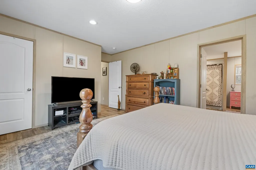 235 Shores Road Palmyra VA 22963