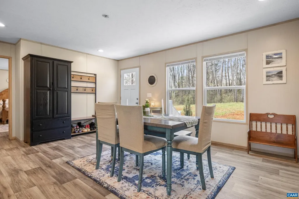 235 Shores Road Palmyra VA 22963