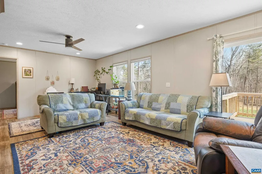 235 Shores Road Palmyra VA 22963