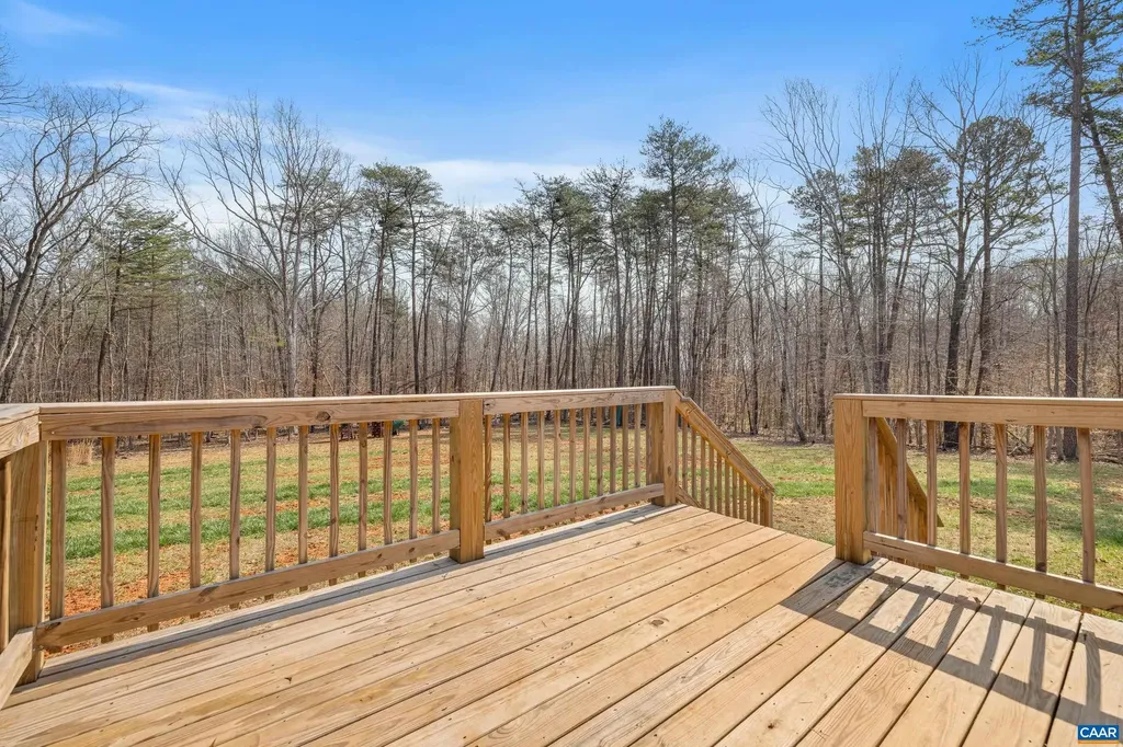 235 Shores Road Palmyra VA 22963