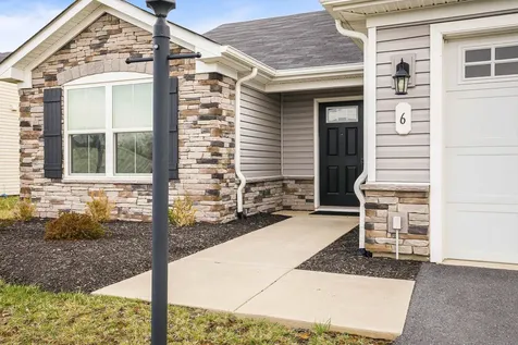 6 South Peak Drive Mcgaheysville VA 22840