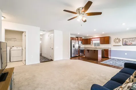 6 South Peak Drive Mcgaheysville VA 22840