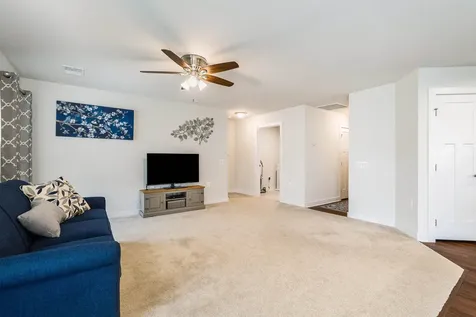 6 South Peak Drive Mcgaheysville VA 22840