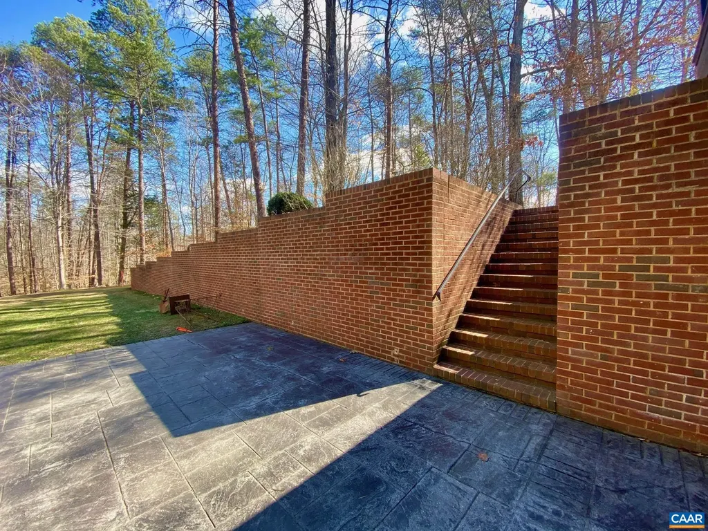 4605 Blue Run Road Somerset VA 22972