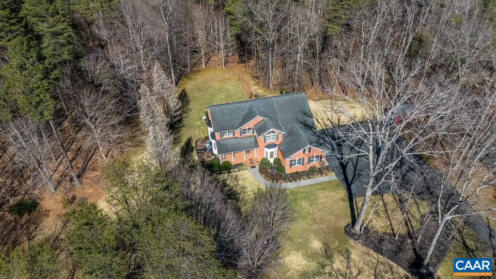4605 Blue Run Road Somerset VA 22972