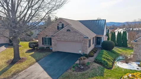 784 Governors Way Waynesboro VA 22980
