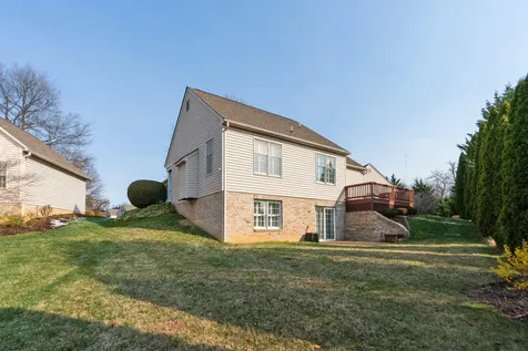 784 Governors Way Waynesboro VA 22980