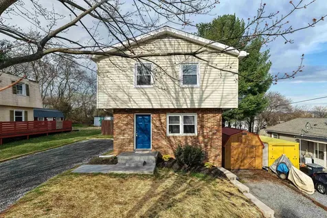 349 Summit Street Harrisonburg VA 22802