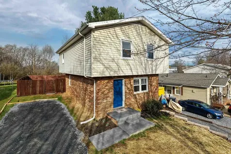 349 Summit Street Harrisonburg VA 22802
