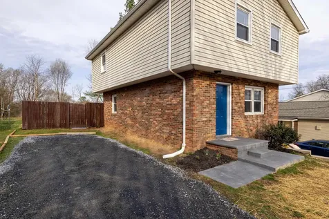 349 Summit Street Harrisonburg VA 22802