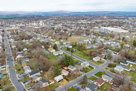 349 Summit Street Harrisonburg VA 22802