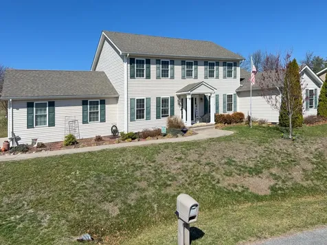 35 Devonshire Court Fishersville VA 22939