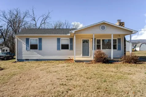 817 Tenth Street Shenandoah VA 22849