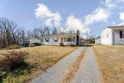 817 Tenth Street Shenandoah VA 22849