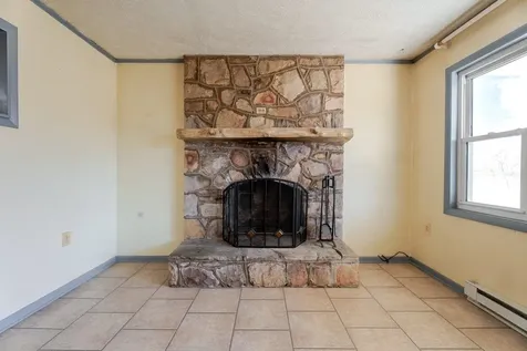 817 Tenth Street Shenandoah VA 22849