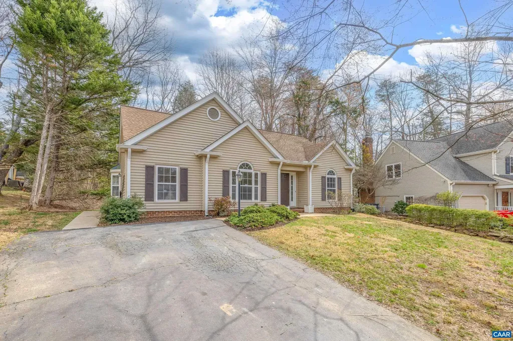 3041 Copper Knoll Road Charlottesville VA 22911