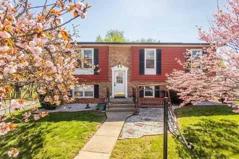 522 Main Street S Mount Crawford VA 22841