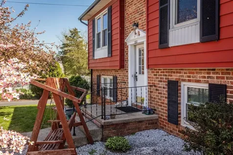 522 Main Street S Mount Crawford VA 22841