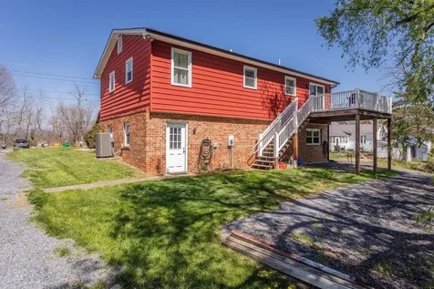 522 Main Street S Mount Crawford VA 22841