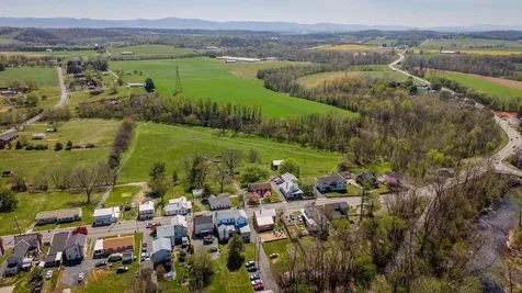 522 Main Street S Mount Crawford VA 22841